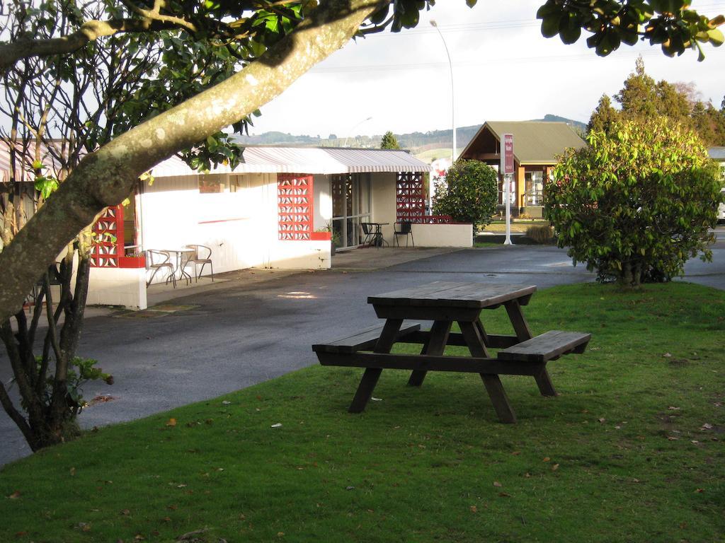 Adelphi Motel Tauposee Exterior foto