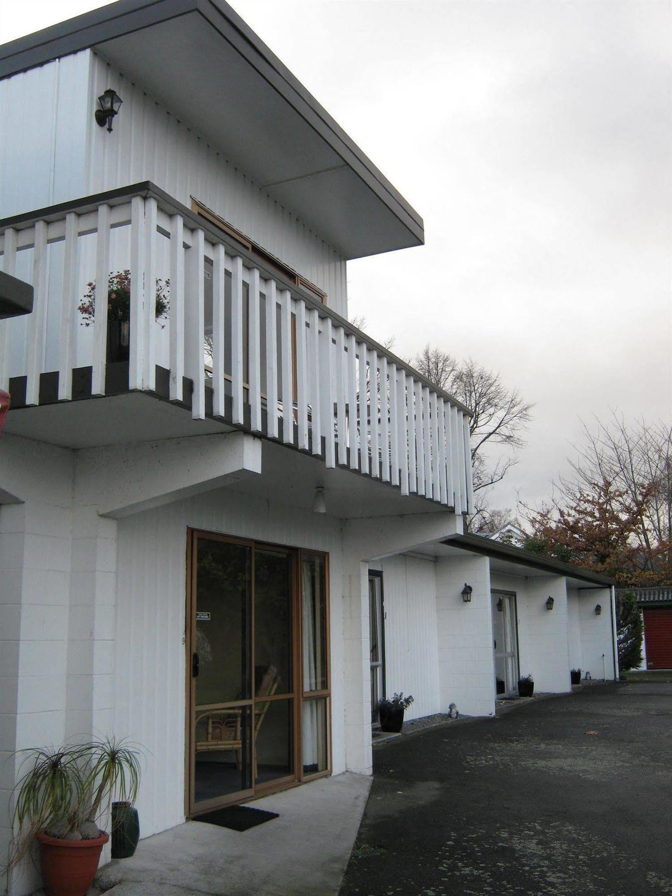 Adelphi Motel Tauposee Exterior foto